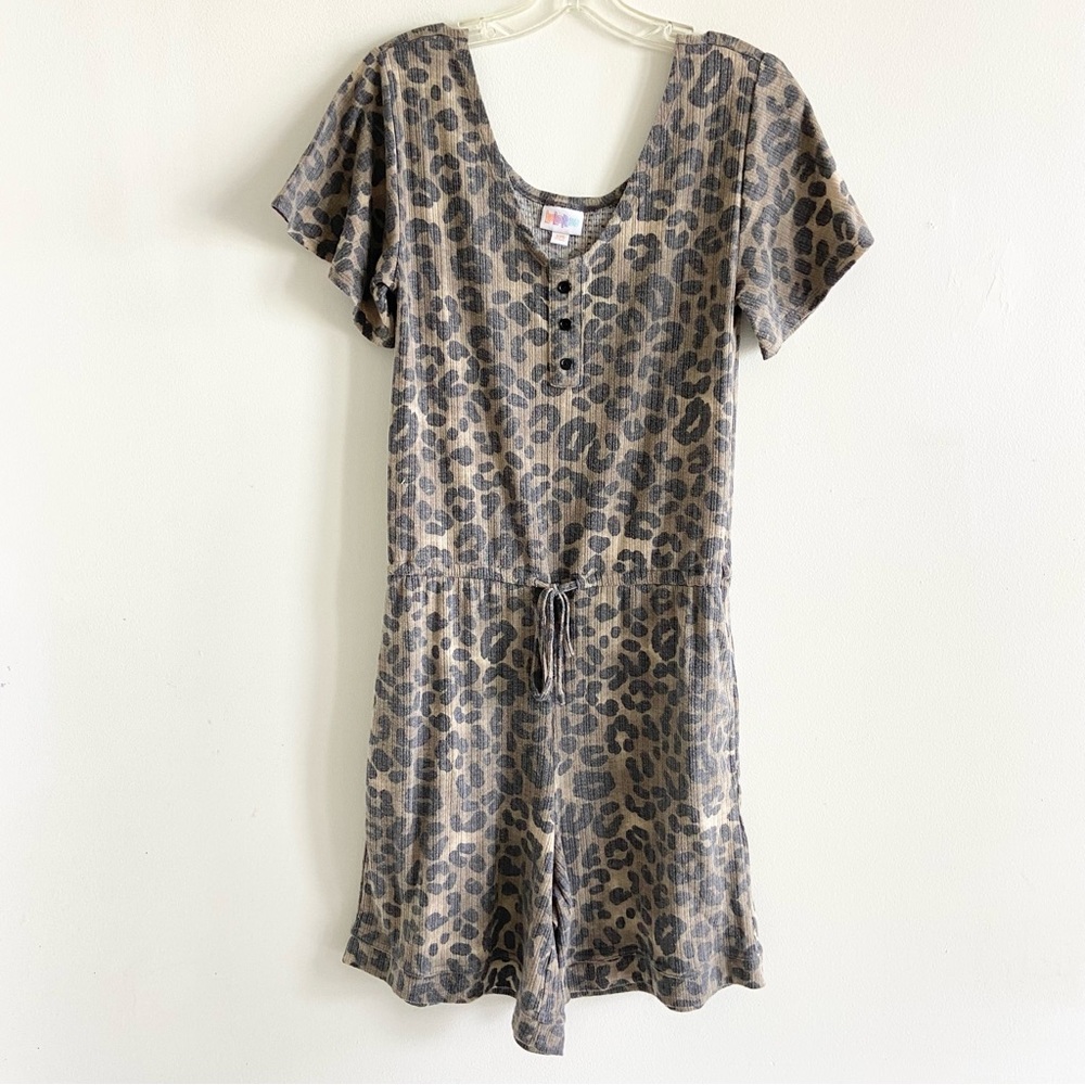 3/$25 Lularoe Xanthe romper tan animal print XXS